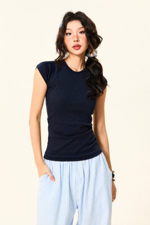 Vintage Solid Color Slim Fit Short Sleeve T-Shirt for Women - Summer Slimming Flutter Sleeve Crop Top, Y2K Style Fashion