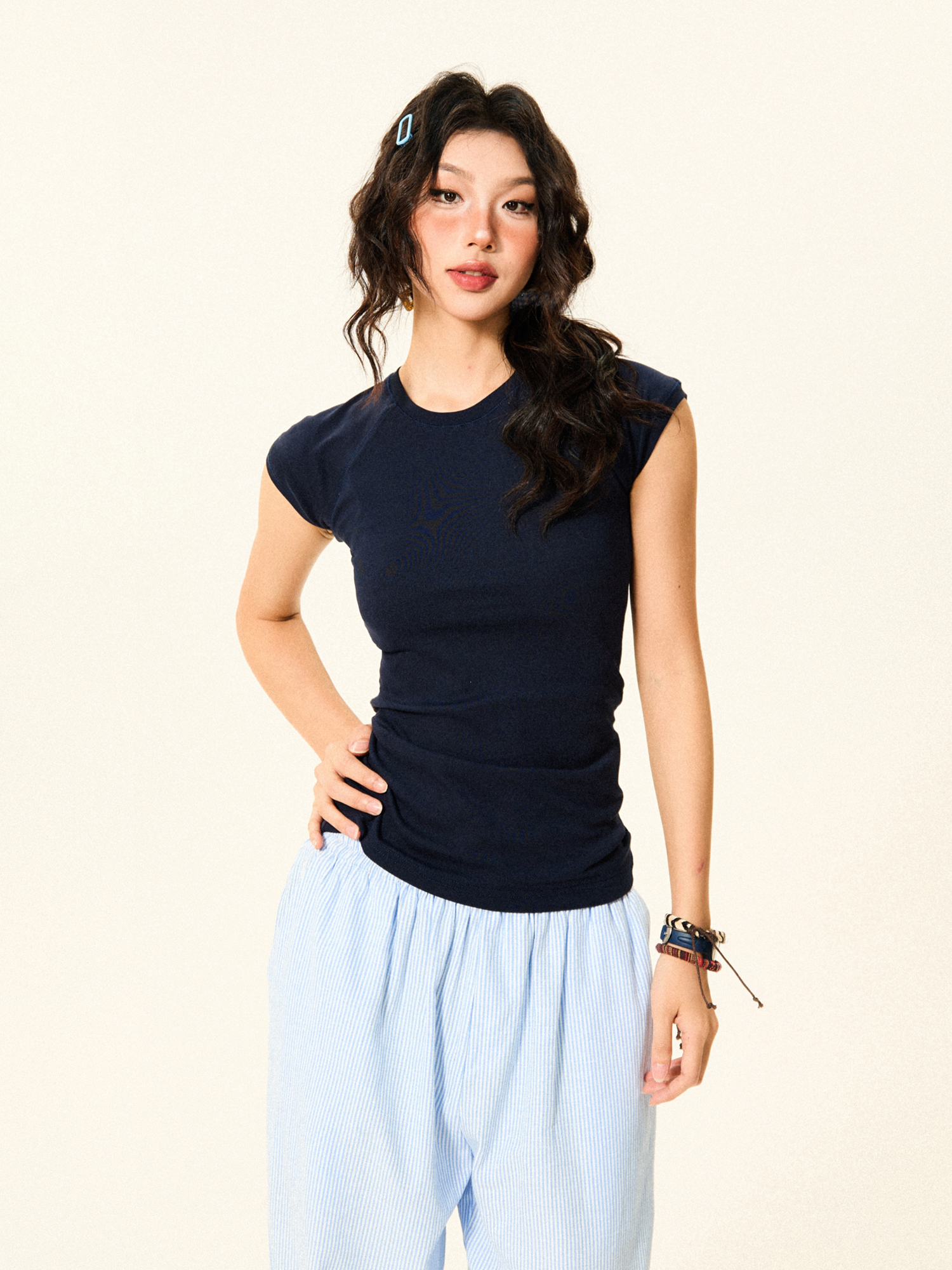 Vintage Solid Color Slim Fit Short Sleeve T-Shirt for Women - Summer Slimming Flutter Sleeve Crop Top, Y2K Style Fashion