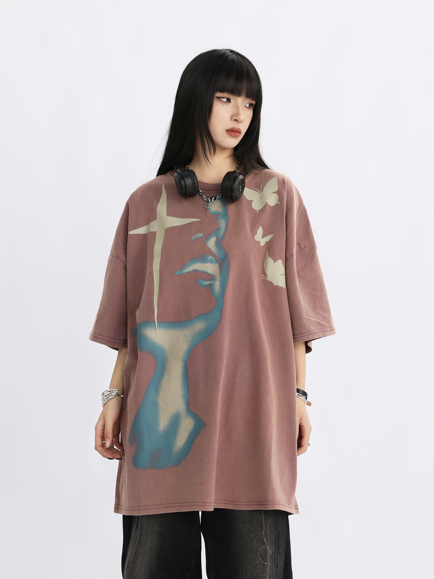 Vintage Street Portrait Printed Oversized T-Shirt for Men and Women | Unisex American Streetwear | 90s Inspired Loose Fit Tee Vintage Street Portrait Printed Oversized T-Shirt for Men and Women | Unisex American Streetwear | 90s Inspired Loose Fit Tee