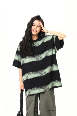 Vintage Striped Short Sleeve T-Shirt for Women - Loose Fit, Trendy Niche Design, Summer Style, Perfect for 90s & Y2K Looks