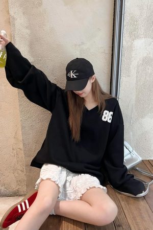 Vintage V-Neck Sweatshirt for Men and Women, Loose Casual Long Sleeve Jersey Jacket, Fall Fashion Essential