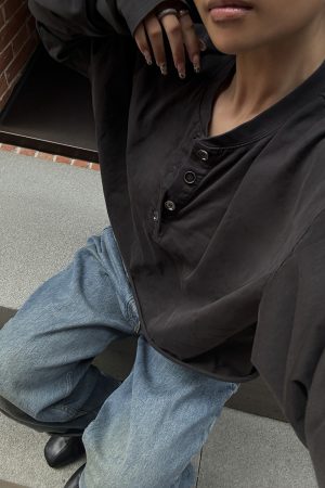 Vintage Wash Bone Position Bleached Crop Short Henry Sweatshirt - Optimized Proportions, Y2K Style, Available in 2 Colors