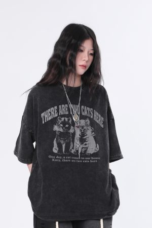 Vintage Washed Black Short Sleeve T-Shirt for Women with Niche Design - Sit and Eat Until the Mountains Are Empty Street Style Cat Graphic