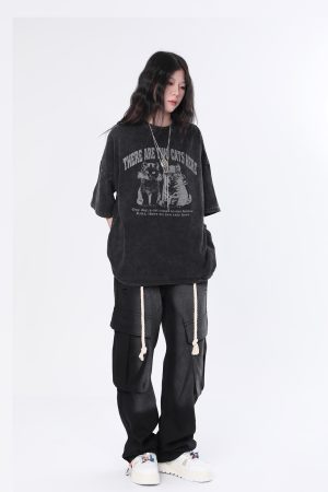 Vintage Washed Black Short Sleeve T-Shirt for Women with Niche Design - Sit and Eat Until the Mountains Are Empty Street Style Cat Graphic