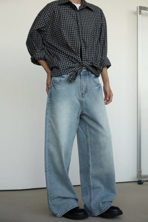 Vintage Washed Blue Denim Jeans for Men and Women - Loose Straight Fit Casual Pants, 90s Style Unisex Jeans