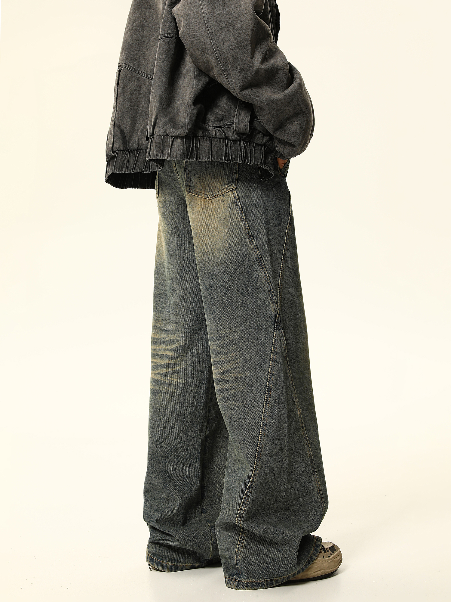 Vintage Washed Denim Wide-Leg Trousers for Women - American Retro Slim Fit Loose Straight Pants for Spring and Summer Fashion Vintage Washed Denim Wide-Leg Trousers for Women - American Retro Slim Fit Loose Straight Pants for Spring and Summer Fashion