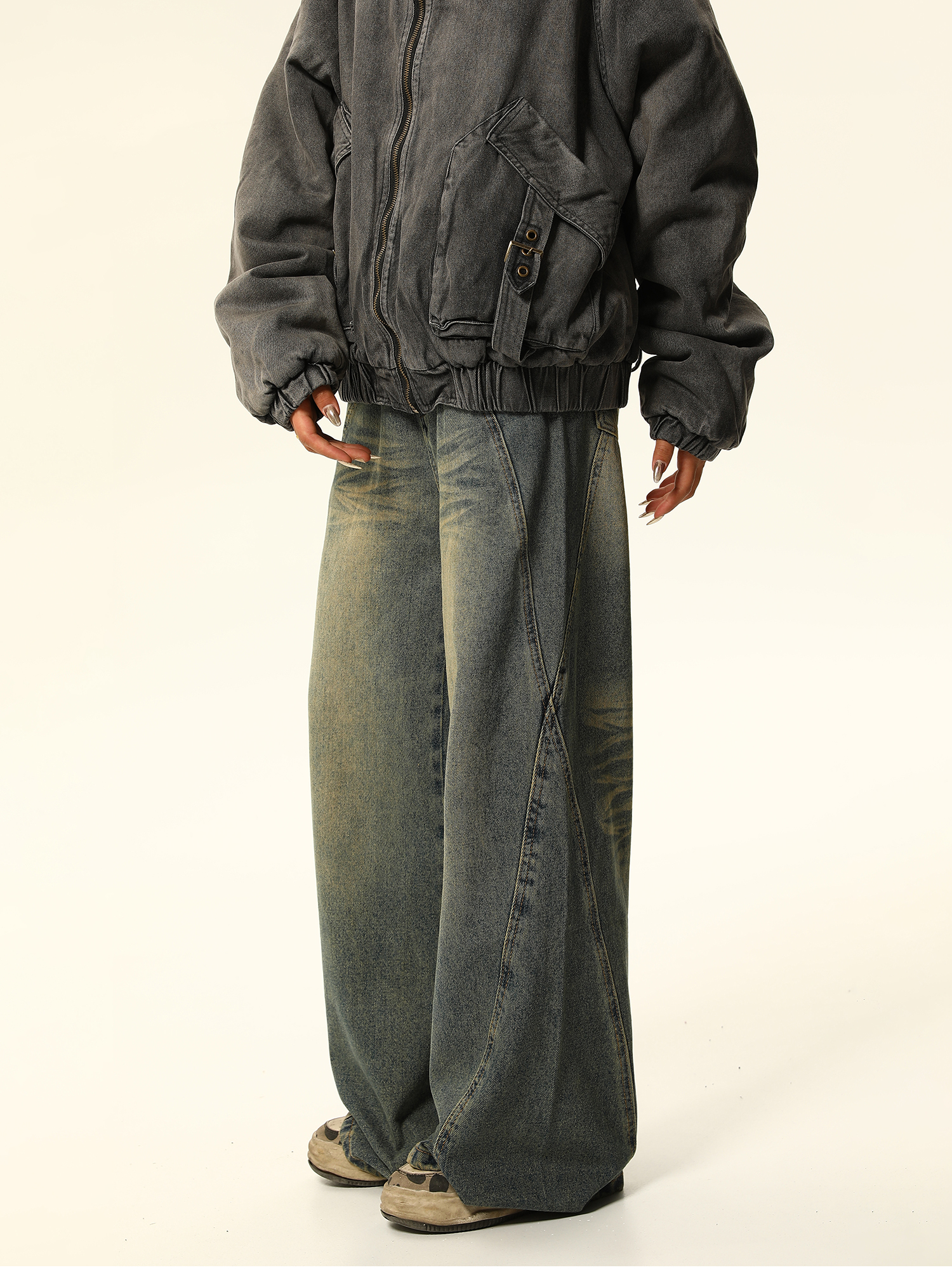 Vintage Washed Denim Wide-Leg Trousers for Women - American Retro Slim Fit Loose Straight Pants for Spring and Summer Fashion Vintage Washed Denim Wide-Leg Trousers for Women - American Retro Slim Fit Loose Straight Pants for Spring and Summer Fashion