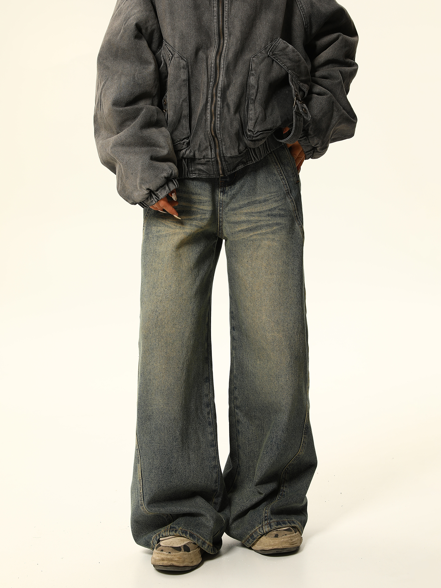 Vintage Washed Denim Wide-Leg Trousers for Women - American Retro Slim Fit Loose Straight Pants for Spring and Summer Fashion Vintage Washed Denim Wide-Leg Trousers for Women - American Retro Slim Fit Loose Straight Pants for Spring and Summer Fashion