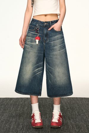 Vintage Washed Distressed Denim Shorts for Women - Loose-Fitting Three-Quarter Straight-Leg Wide-Leg Summer Style