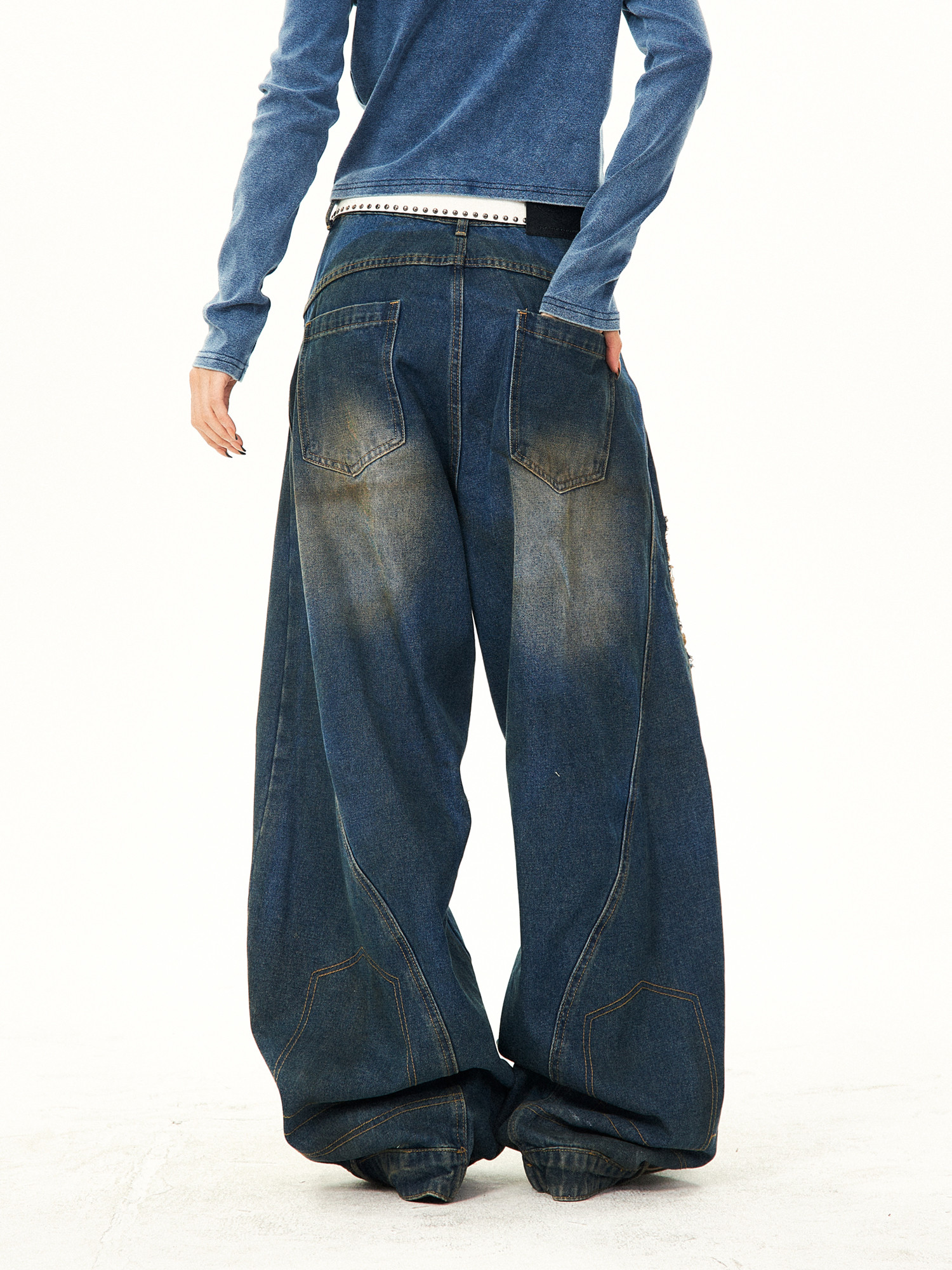 Vintage Washed Ripped Wide-Leg Jeans for Women - High-End Loose Floor-Length Denim Trousers, 90s Inspired Style Vintage Washed Ripped Wide-Leg Jeans for Women - High-End Loose Floor-Length Denim Trousers, 90s Inspired Style