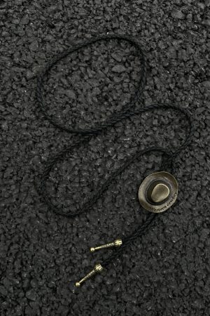 Vintage Western Cowboy Polo Collar Necklace - Unisex Alloy Pendant with Leather Rope Tie - Trendy Fashion Accessory for 90s Y2K Style