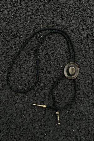 Vintage Western Cowboy Polo Collar Necklace - Unisex Alloy Pendant with Leather Rope Tie - Trendy Fashion Accessory for 90s Y2K Style