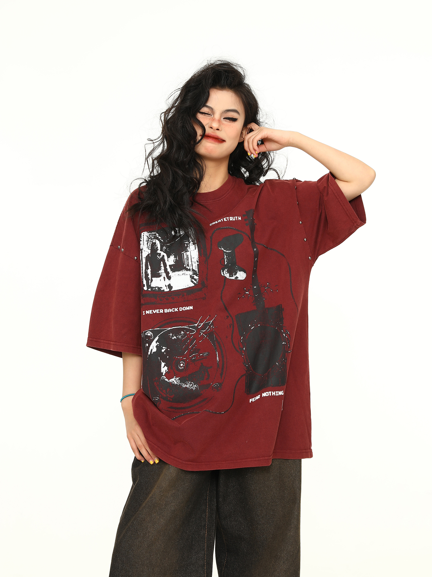 Vintage Wine Red Oversized Short-Sleeve T-Shirt for Men and Women, American Street Style Couple Top, Trendy 90s A-Zi Fashion Vintage Wine Red Oversized Short-Sleeve T-Shirt for Men and Women, American Street Style Couple Top, Trendy 90s A-Zi Fashion