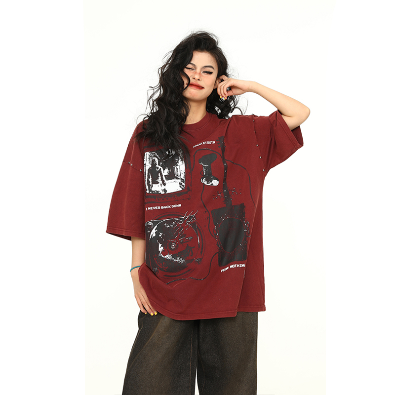 Vintage Wine Red Oversized Short-Sleeve T-Shirt for Men and Women, American Street Style Couple Top, Trendy 90s A-Zi Fashion Vintage Wine Red Oversized Short-Sleeve T-Shirt for Men and Women, American Street Style Couple Top, Trendy 90s A-Zi Fashion