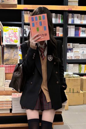 Waist-Defined Slimming JK Uniform Set for Women - Pudding Bear College Style Jacket & Skirt Outfit