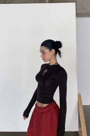 Warm Velvet Slim Fit Fitted Top - Soft Plush Waist-Defining Design - 90s Inspired - Available in 4 Colors