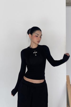 Warm Velvet Slim Fit Fitted Top - Soft Plush Waist-Defining Design - 90s Inspired - Available in 4 Colors