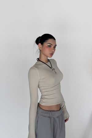 Warm Velvet Slim Fit Fitted Top - Soft Plush Waist-Defining Design - 90s Inspired - Available in 4 Colors