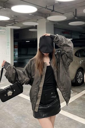 Wasteland Style Flight Jacket - Unisex Loose Baseball Jacket in Dirty Color, American Streetwear for Couples, Trendy 90s Fashion