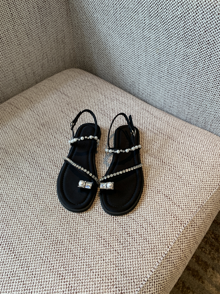 Water Drill Pearl Toe-Post Flat Sandals for Women - 2025 Summer Fairy Temperament Versatile Roman Style Shoes Water Drill Pearl Toe-Post Flat Sandals for Women - 2025 Summer Fairy Temperament Versatile Roman Style Shoes