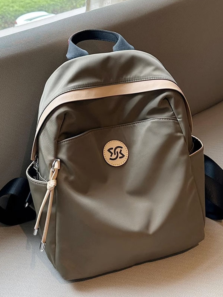 Water-Resistant Oxford Cloth Double Shoulder Bag - High-End Women's Travel Backpack for Commuting and Daily Use Water-Resistant Oxford Cloth Double Shoulder Bag - High-End Women's Travel Backpack for Commuting and Daily Use