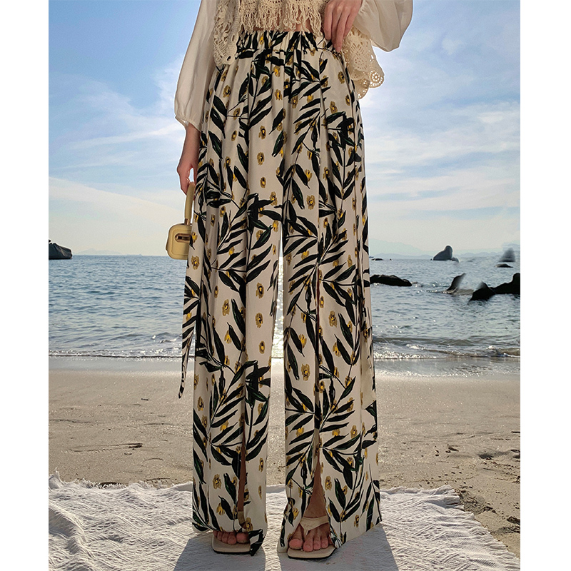 Watercolor Printed Wide-Leg Pants - Ethnic Resort Beach Style, Chiffon Fabric, Thai Skirt Design for Vacation & Summer Outfits Watercolor Printed Wide-Leg Pants - Ethnic Resort Beach Style, Chiffon Fabric, Thai Skirt Design for Vacation & Summer Outfits