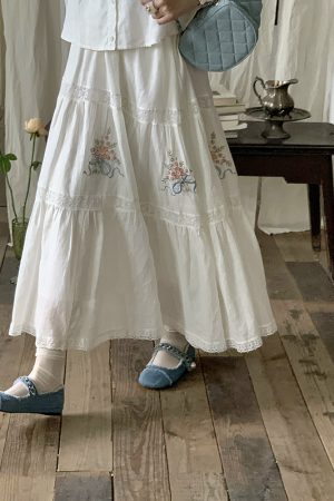White Embroidered Lace Linen Shirt and Autumn Skirt Set for Women - Vintage Floral Design, Perfect for 90s and Y2K Style