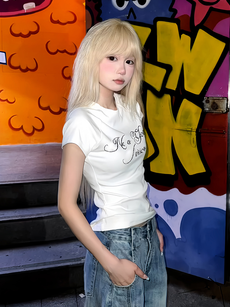 White Fitted Short-Sleeve Women's Summer Letter Print T-Shirt - Vintage American Retro Spicy Girl Top for Y2K Style White Fitted Short-Sleeve Women's Summer Letter Print T-Shirt - Vintage American Retro Spicy Girl Top for Y2K Style