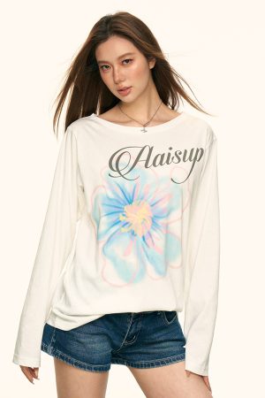 White Floral Print Off-Shoulder T-Shirt for Women, Summer Loose Relaxed Sun Protection Cover-Up, Casual 90s Style Top