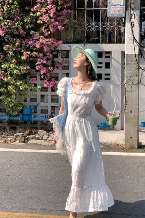 White French Cotton Short Sleeve Square Neck Dress with Puff Sleeves - Vintage Inspired Summer Dress for Women, 90s Style