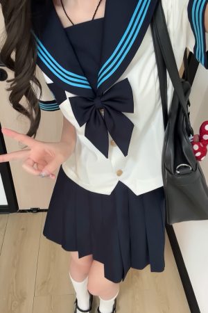 White JK Uniform Sailor Suit with Camellia Design - Women's Waist-Defined College Style Summer Short Sleeve Set