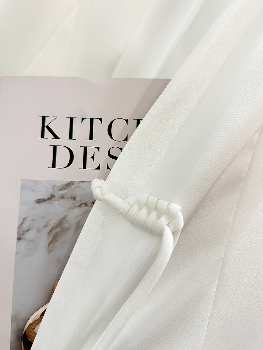 White Lightweight Elegant Blazer - Women's Chinese Street Style Suit Jacket for Summer 2025 Fashion White Lightweight Elegant Blazer - Women's Chinese Street Style Suit Jacket for Summer 2025 Fashion