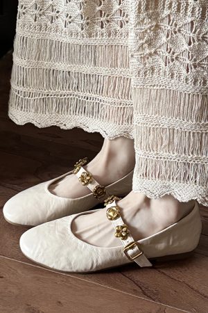 White Mary Jane Women's Flats - Exquisite Soft Comfortable Shallow Mouth Shoes for Stylish Everyday Wear