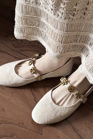 White Mary Jane Women's Flats - Exquisite Soft Comfortable Shallow Mouth Shoes for Stylish Everyday Wear