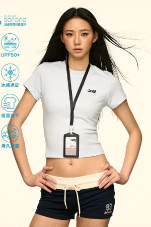 White Minimalist Letter Print Short Sleeve T-Shirt for Women – Summer Slim Fit Top, Trendy Casual Style for Hot Girl Vibes