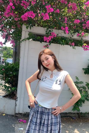 White Panda Print Short Sleeve T-Shirt for Women - Vintage Summer Slim Fit Buttoned Top, Y2K Style