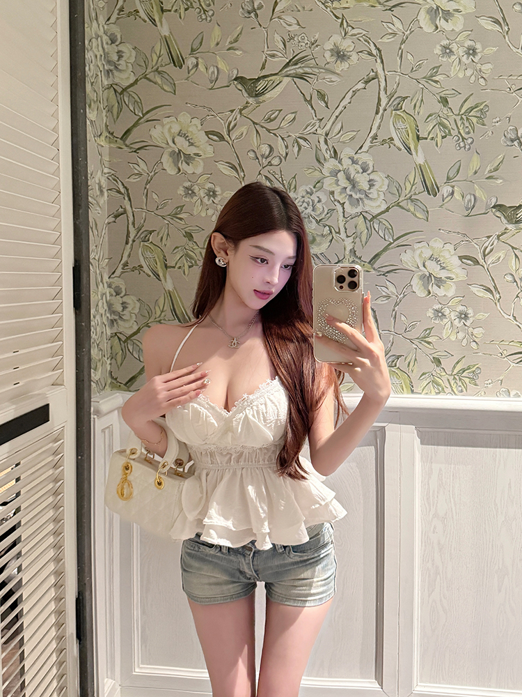 White Sexy Lace Waist-Defining Camisole Top for Women - Pure Desire Style, Chic and Stylish Fashion Essential White Sexy Lace Waist-Defining Camisole Top for Women - Pure Desire Style, Chic and Stylish Fashion Essential