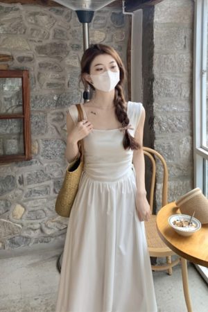 White Sleeveless French-Style Dress for Women, Summer Square Neck, Waist-Cinching, Slimming Long Dress - Elegant 90s Fashion