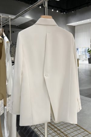 White Suit Jacket for Women, Unique Back Split Blazer, Niche Goddess Style, Spring Autumn 2025 Fashion, Chic Outerwear