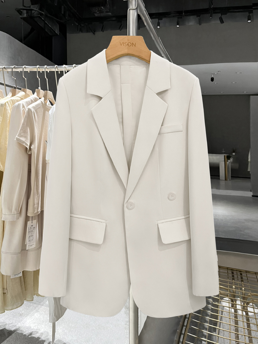 White Suit Jacket for Women, Unique Back Split Blazer, Niche Goddess Style, Spring Autumn 2025 Fashion, Chic Outerwear White Suit Jacket for Women, Unique Back Split Blazer, Niche Goddess Style, Spring Autumn 2025 Fashion, Chic Outerwear