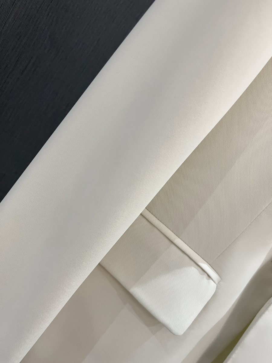 White Suit Jacket for Women, Unique Back Split Blazer, Niche Goddess Style, Spring Autumn 2025 Fashion, Chic Outerwear White Suit Jacket for Women, Unique Back Split Blazer, Niche Goddess Style, Spring Autumn 2025 Fashion, Chic Outerwear