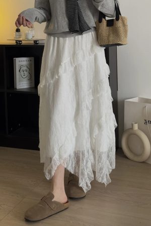 White Tulle Half-Length Skirt for Women, Plus-Size Irregular Design, Mid-Length Lace Skirt to Flatter Hips, 2025 Style