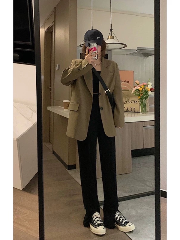 White Women's Blazer - High-End Street Fashion Suit Jacket, Loose Casual Silhouette, Slim Fit for Spring & Autumn 2025 White Women's Blazer - High-End Street Fashion Suit Jacket, Loose Casual Silhouette, Slim Fit for Spring & Autumn 2025