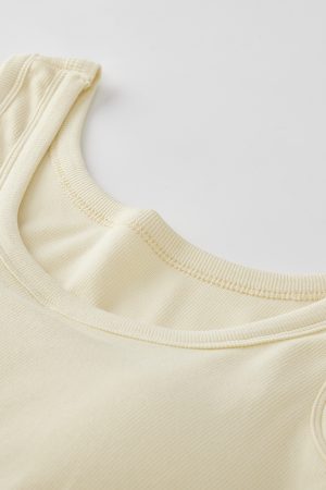 Wide Strap Tank Top with Chest Pads for Women - 2025 Spring/Summer Camisole - Perfect for Layering & Early Spring Outfits