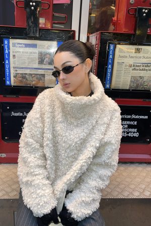 Winter Curly Pullover Jacket - Cozy Private Outfit for Women, Trendy Layering Piece for Y2K and Korean Style Fashion