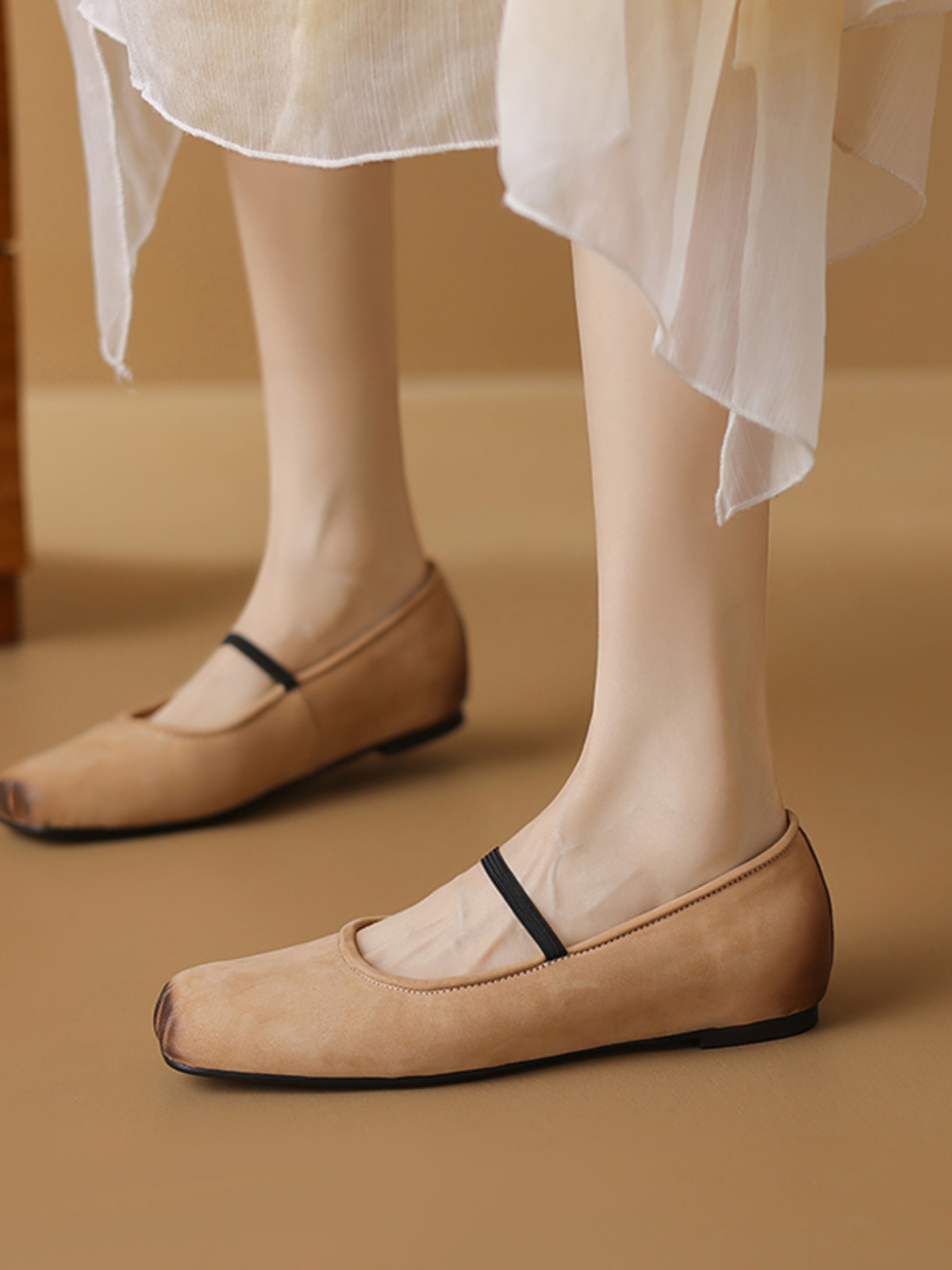 Women's 2025 Summer Soft-Soled Ballet Flats in Top Layer Cowhide - Height-Increasing, Large Size 41, Stylish Comfort Women's 2025 Summer Soft-Soled Ballet Flats in Top Layer Cowhide - Height-Increasing, Large Size 41, Stylish Comfort