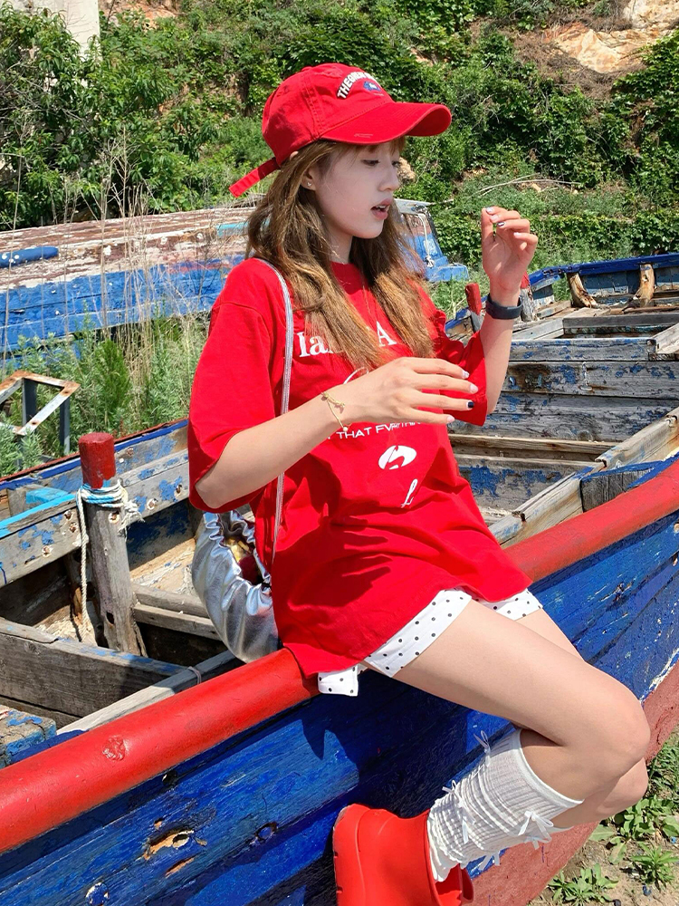 Women's American Retro Letter Print T-Shirt, Heavyweight Cotton Short Sleeve, Trendy Clean Fit Red Top for Summer Style Women's American Retro Letter Print T-Shirt, Heavyweight Cotton Short Sleeve, Trendy Clean Fit Red Top for Summer Style