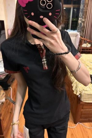 Women's American Retro Plaid Patchwork Embroidered Letter Short Sleeve Cropped T-Shirt - Summer Slim Fit Y2K Style