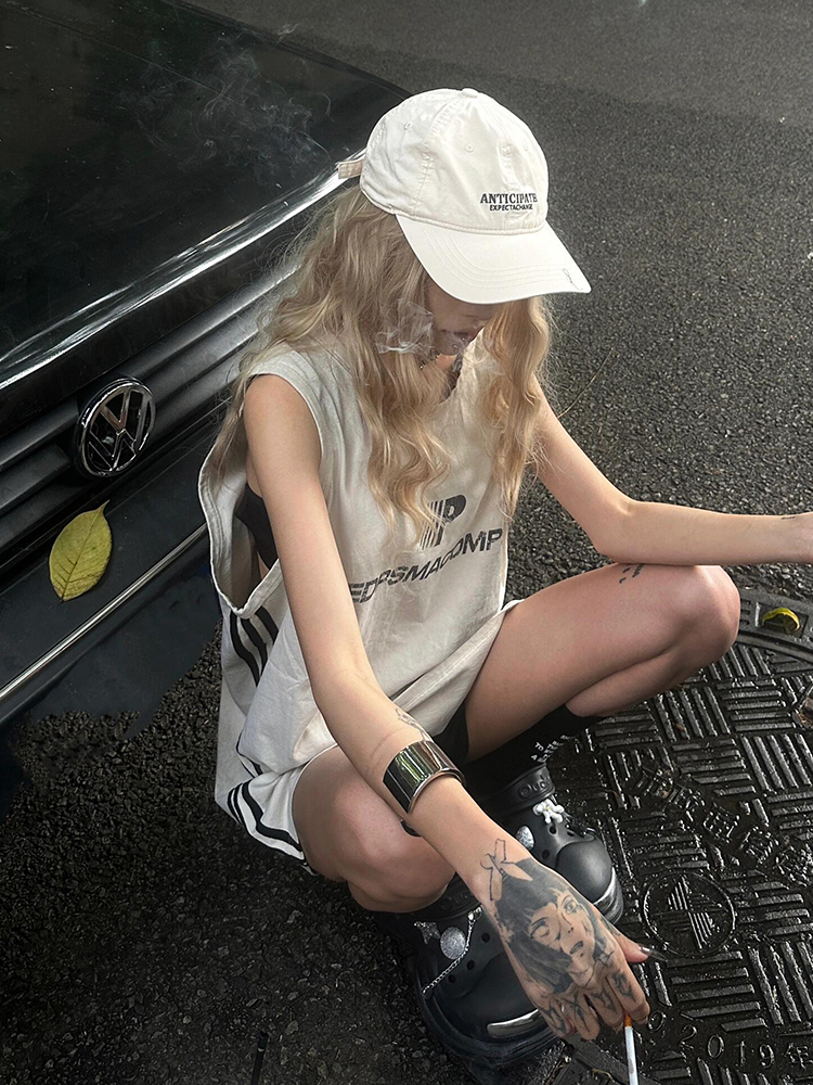 Women's American Retro Sports Vest - Summer Side Stripe Sleeveless T-Shirt, Loose Tank Top in Street Style Women's American Retro Sports Vest - Summer Side Stripe Sleeveless T-Shirt, Loose Tank Top in Street Style