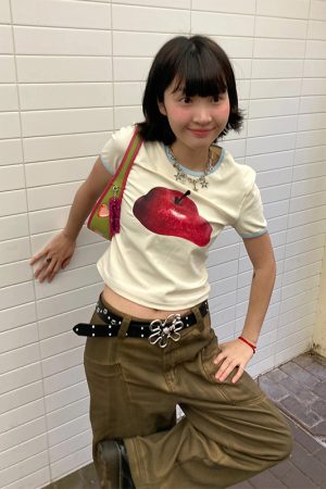 Women's American-Style Cropped T-Shirt with Apple Print, Color-Blocked Neckline, Pure Cotton, Short Sleeves, Slim Fit, Trendy Summer Fashion